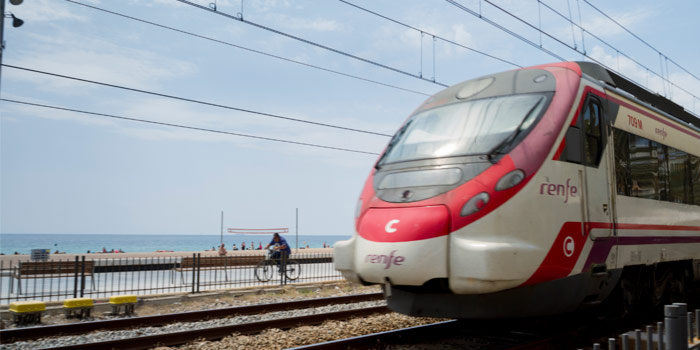 <p>Linie R1 der Regionalbahn Renfe Rodalies</p>