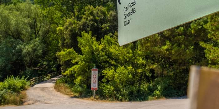 Camí de l'antic carrilet (Fotografia: Bernat Figueras) Via Verda del Carrilet