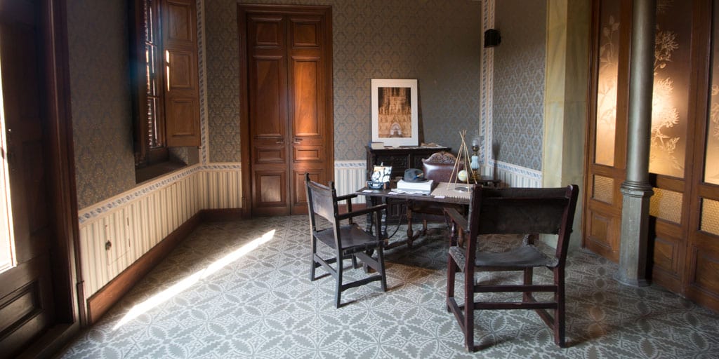 El despatx de la Torre de l'Amo de Viladomiu Nou Despatx de la Torre de l'Amo de Viladomiu Nou