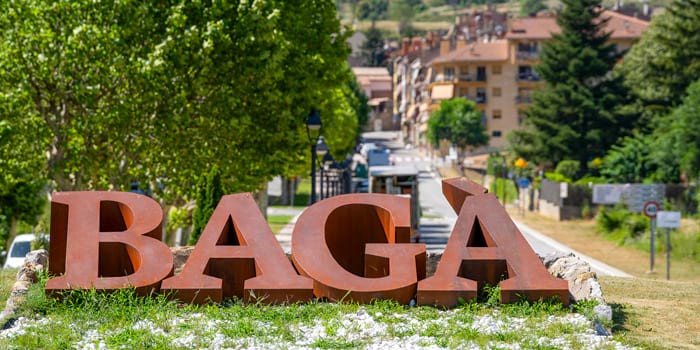 Vista de l'entrada del poble de Bagà Bagà