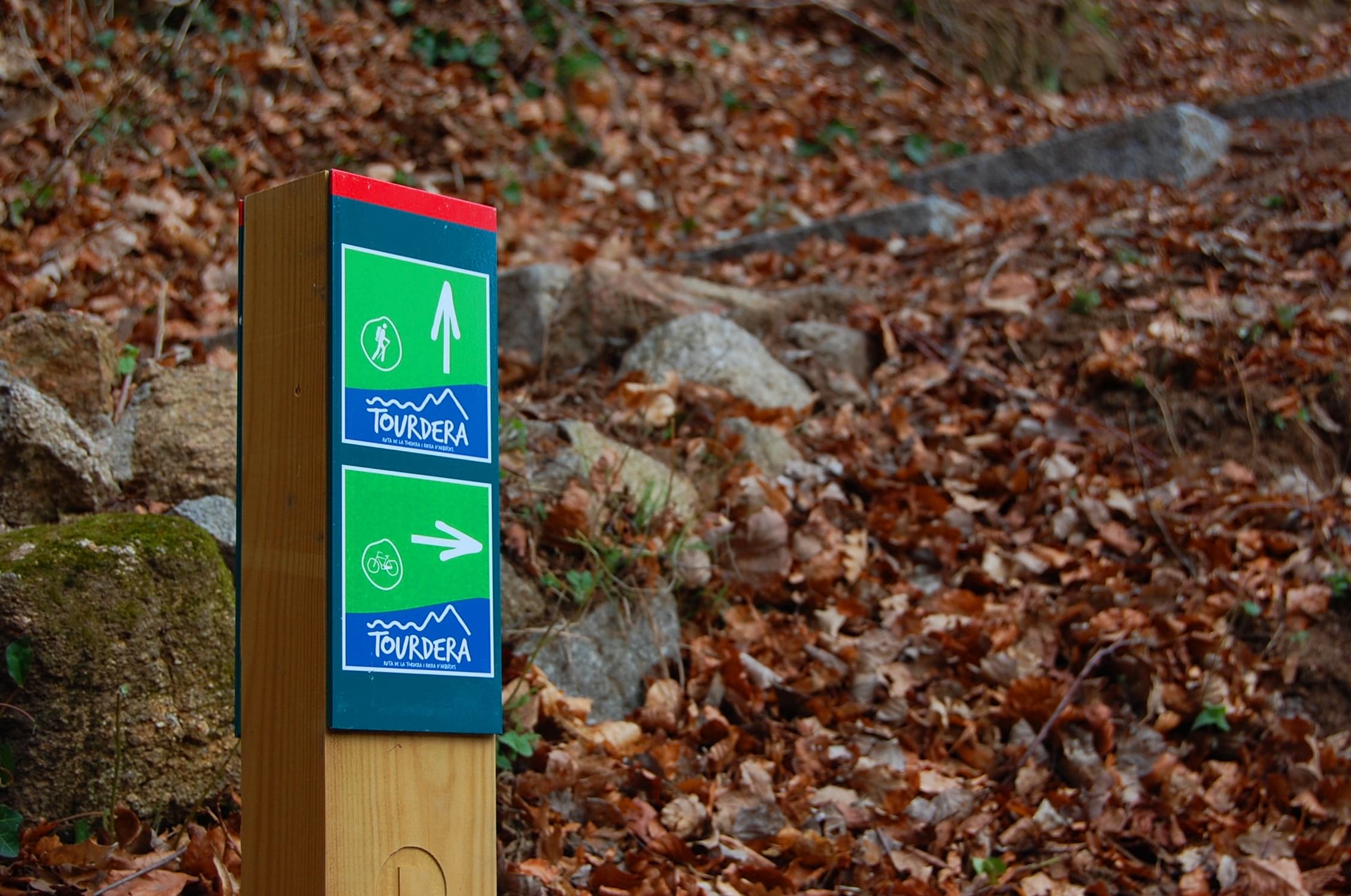 Una fita de la ruta Tourdera 