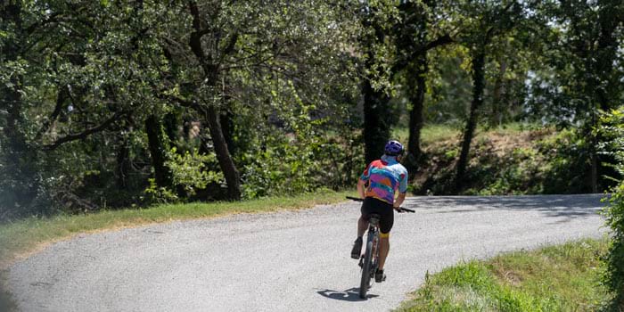 Cicloturista en BTT per la ruta de Gurb Ruta de Gurb