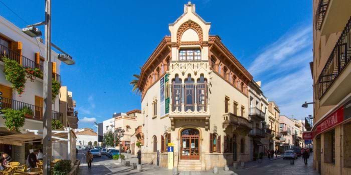 Fotos de rutes de senderisme, modernisme i gastronòmiques Modernisme a Canet, bressol de Domènech Montaner