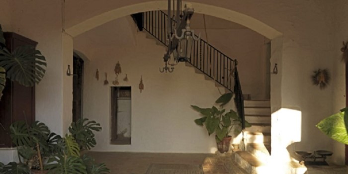 Visita guiada Masia Can Miravitges Badalona